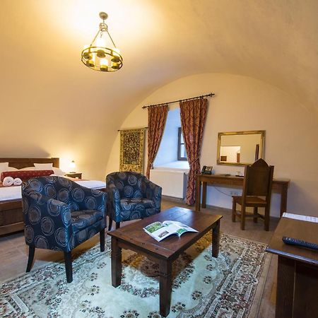 Hotel Grand Viglas Zvolen Bagian luar foto